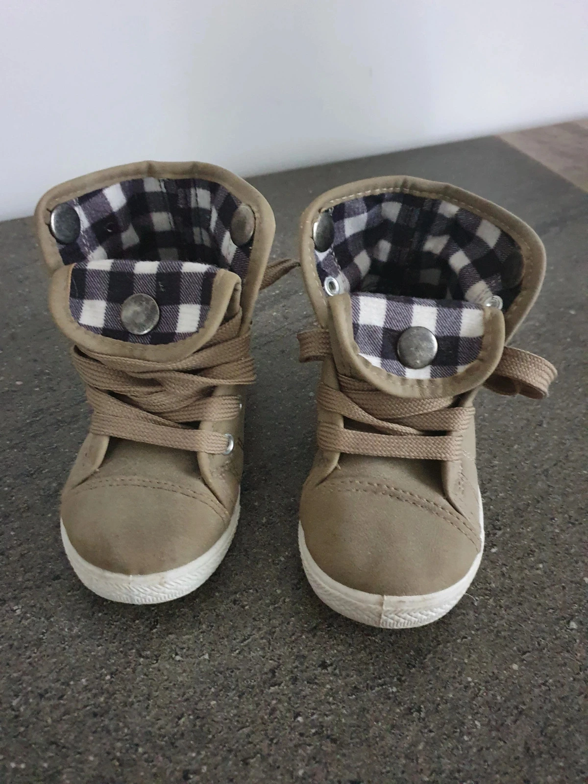 Chaussures taille 25